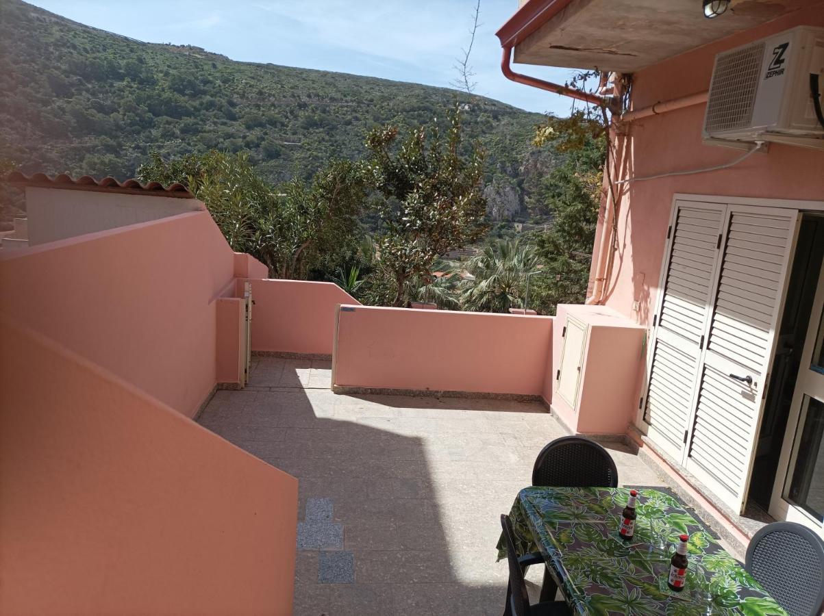 Casa Rosa I.U.N Q9637 Apartment Buggerru Luaran gambar
